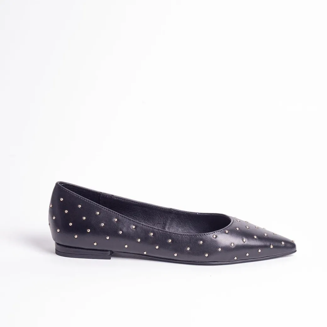 Brie Stud