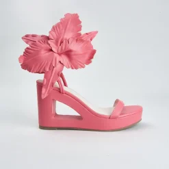 Lilly